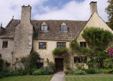 Owlpen Manor, Uley